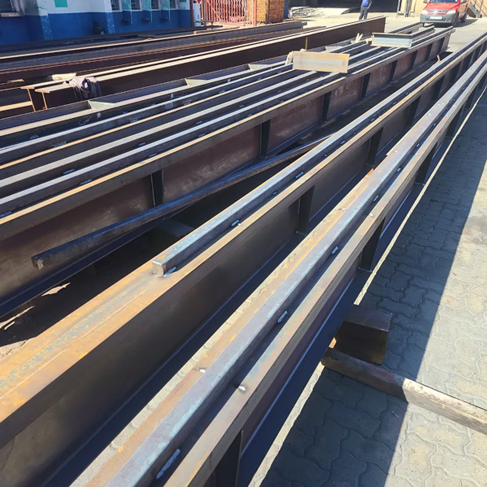 Gantry Cranes & Steel Structures industrial lifting equipment